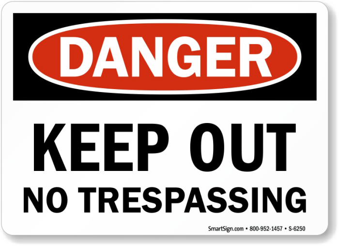 No Trespassing Sign Png Free Download - No Trespassing Sign Png (700x508), Png Download