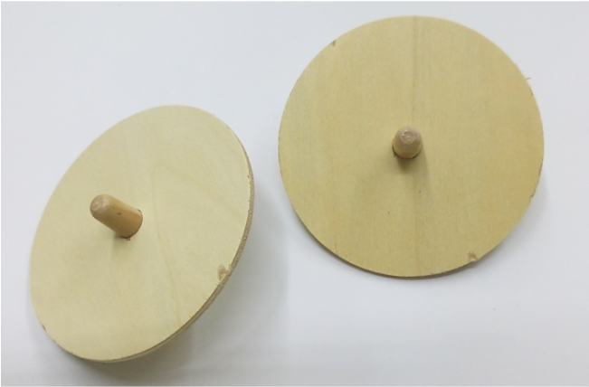 Flat Wooden Dreidel - Plywood (650x650), Png Download