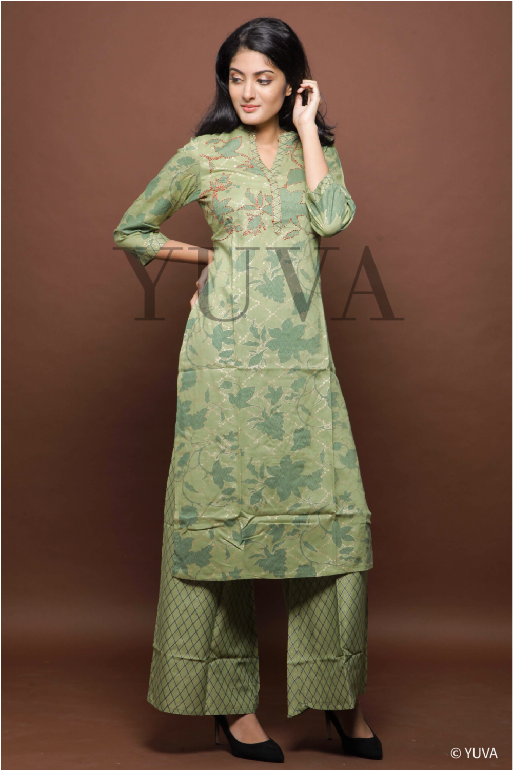 Pair Of Pastel Fern Rayon With Gold Print Straight - Girl (1500x1500), Png Download