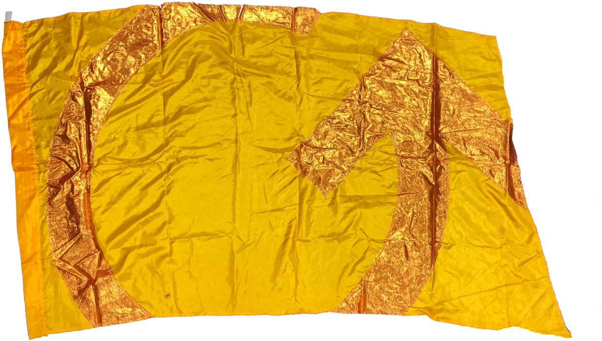 19 Gold Arrow Flags Poly China/lame Very Good Condition - Quilt (1280x802), Png Download