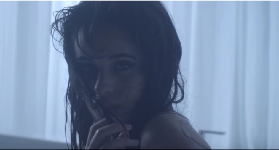 Camila Cabello Diz Que "crying In The Club" Não Estará - Girl (940x706), Png Download
