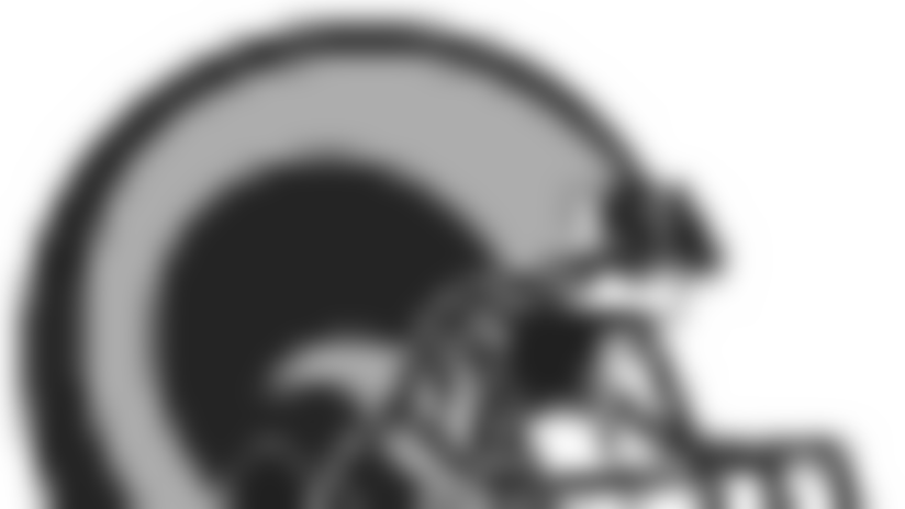 </td> <td Valign="top" Nowrap="nowrap">julio Jones</td> - Monochrome (824x464), Png Download