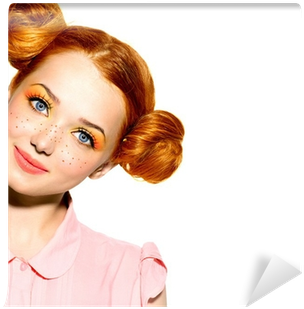 Beautiful Teen Girl With Freckles, Red Hairstyle, Yellow - Short Hair Styles 2011 (400x400), Png Download