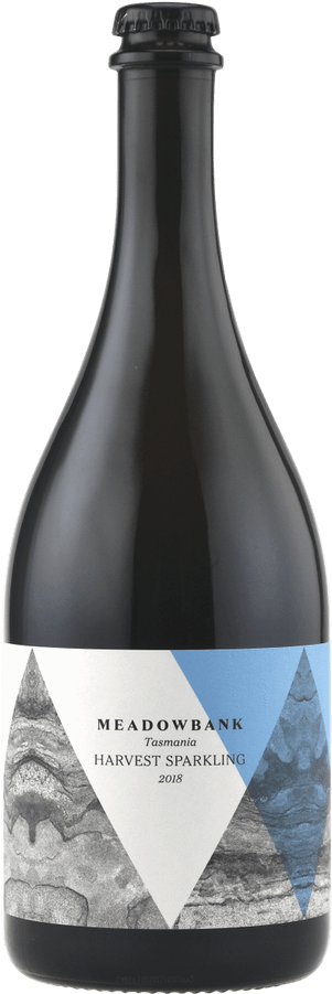 2018 Meadowbank Harvest Sparkling - Glass Bottle (697x900), Png Download