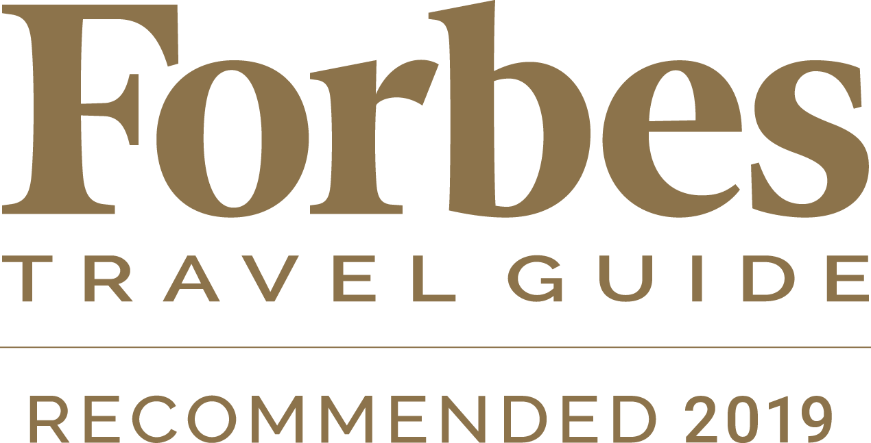 Welcome To The Coachella Valley's Only Casino Hotel - Forbes Travel Guide 2016 Logo (1270x647), Png Download