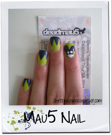 Cab9b87a - Official Deadmau5 Catnip Toys (black & Red) (400x477), Png Download