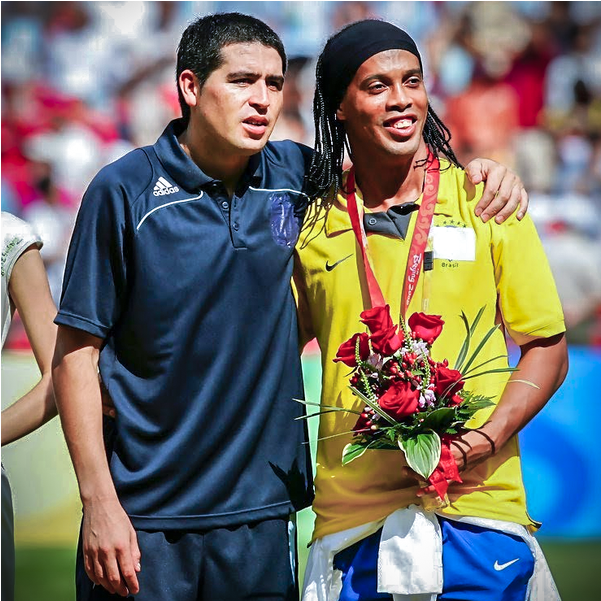¿ronaldinho Viene A Jugar En Algún Equipo De Argentina - Juan Roman Riquelme House (770x770), Png Download