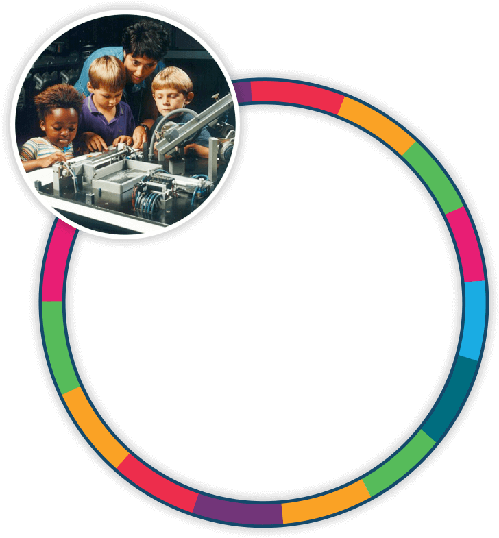 International Science Center & Science Museum Day - Circle (940x940), Png Download