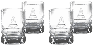 Star Trek - U - S - S - Enterprise Glassware Set - Model Car (600x600), Png Download