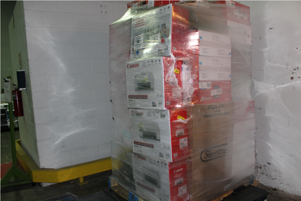 12 Pallets 4985 Pcs Accessories, In Ear Headphones, - Reflection (1000x1000), Png Download