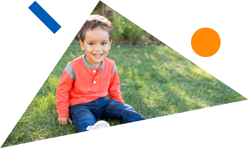 Child Sitting In Garden - Toddler (800x534), Png Download