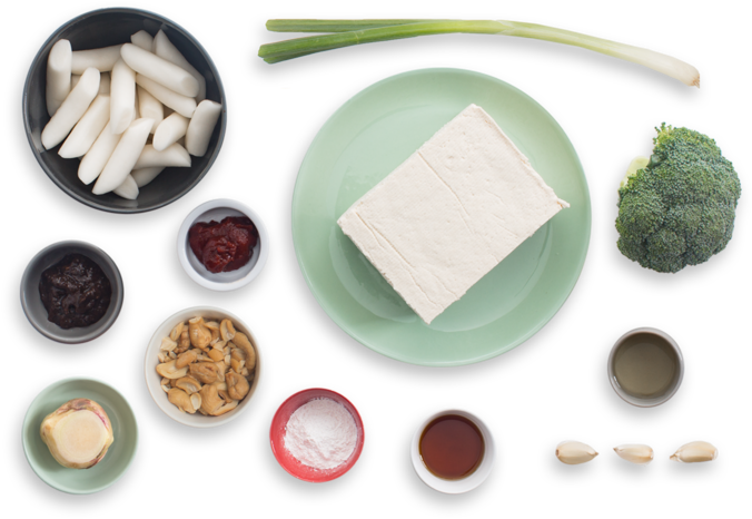 Spicy Korean Rice Cakes With Broccoli, Tofu & Cashews - Broccoli (700x477), Png Download