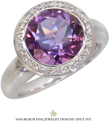 Center Mounted Round Brilliant Cut Amethyst, - Diamond (600x544), Png Download