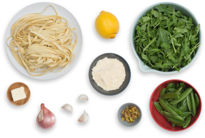 Fresh Fettuccine Pasta With Sugar Snap Peas & Arugula - Pesto Pasta And Snap Peas (700x477), Png Download