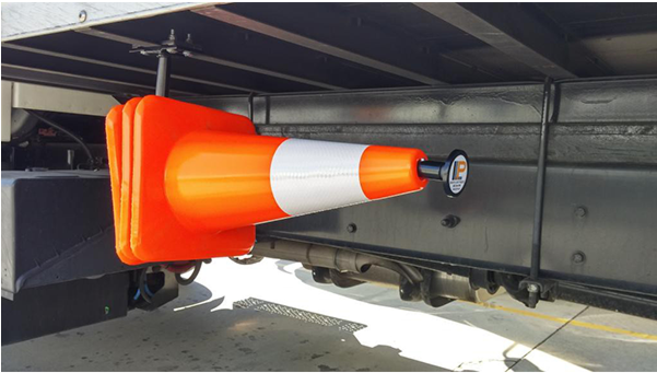 Ilp Rear Facing Safety Cone Holder - Truck Mounted Traffic Cone Holder (600x600), Png Download