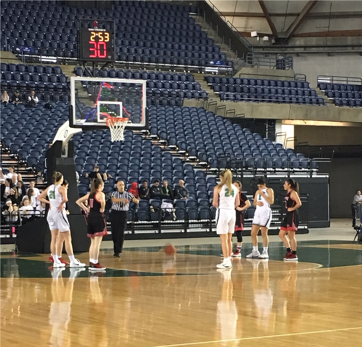 Wiaa State Tourney Round - Basketball Moves (2320x1450), Png Download