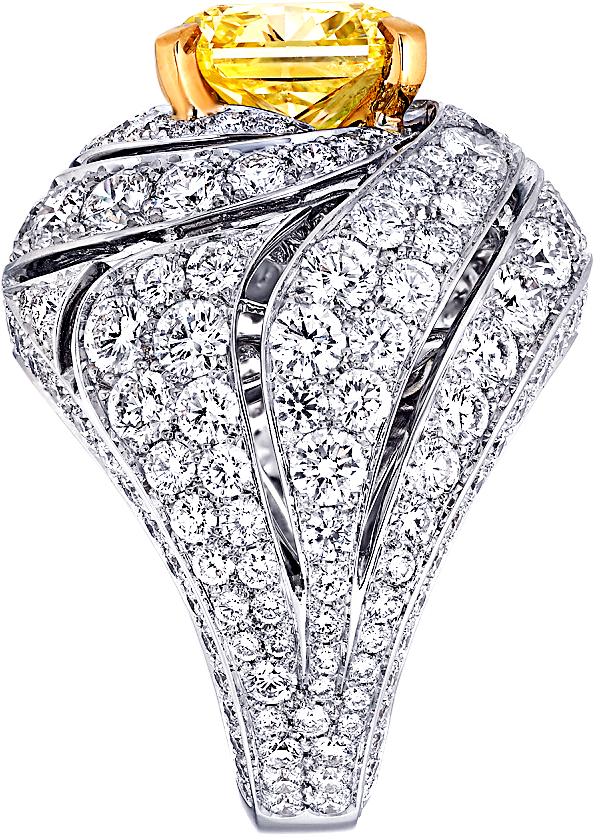 Side View Of A Graff Swirl Ring Featuring An Emerald - Illustration (2000x2000), Png Download