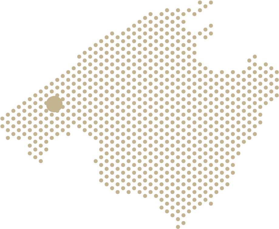 Built In The 14th Century And Owned By The Same Family - Vector Graphics (1047x897), Png Download