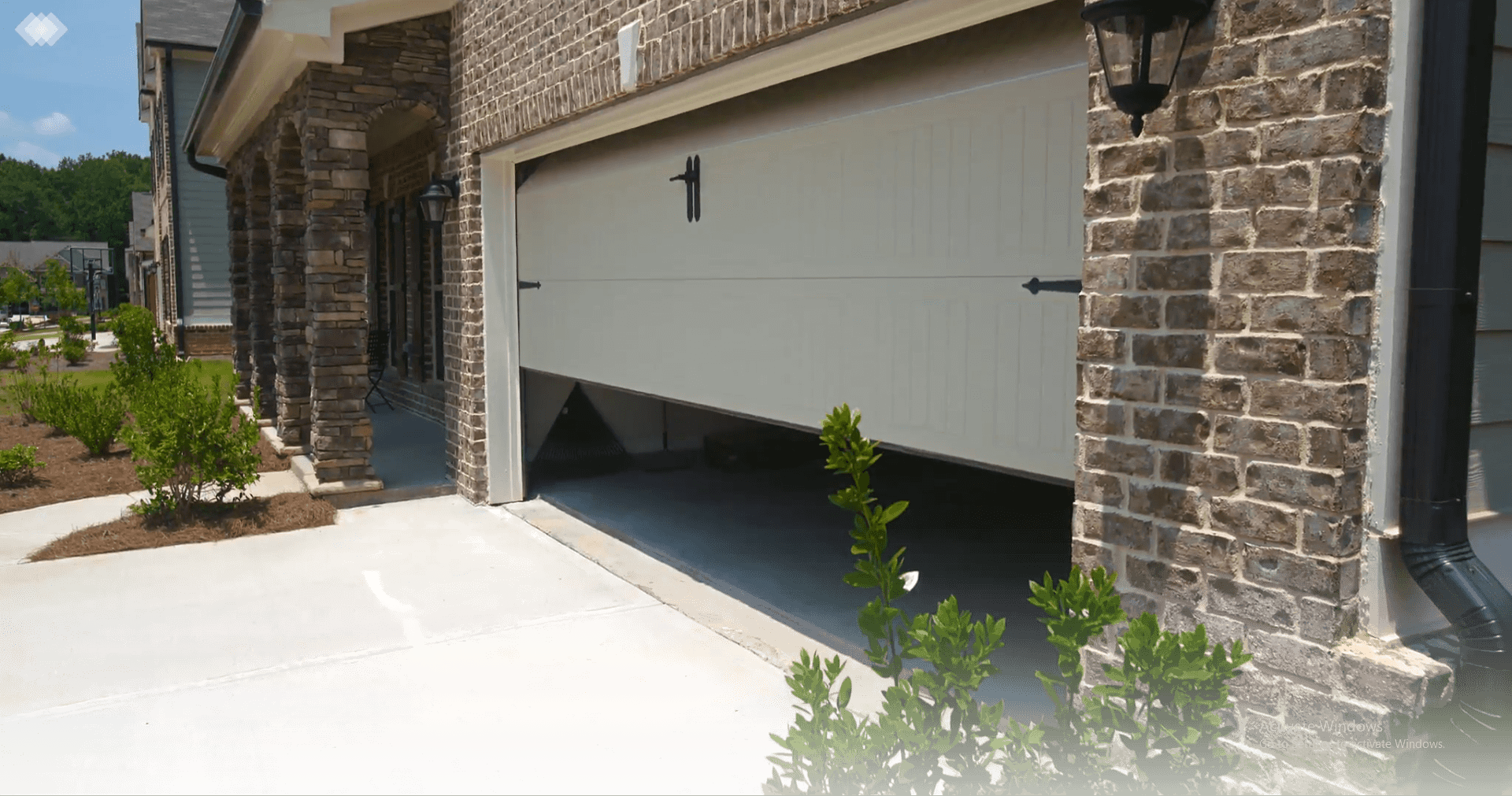 Garage Door (1920x1011), Png Download